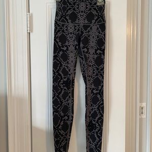 Lululemon Python Leggings